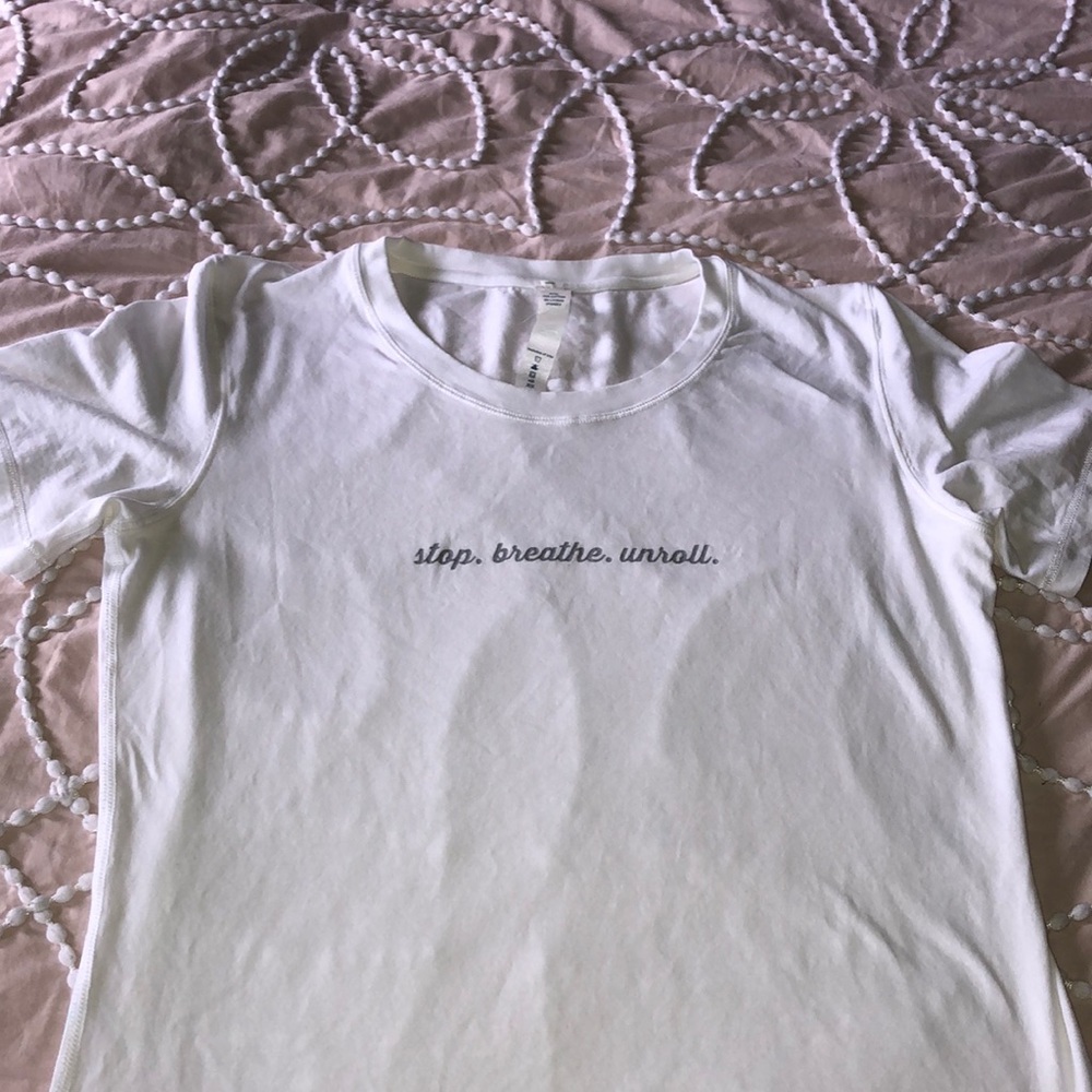 Lululemon tee